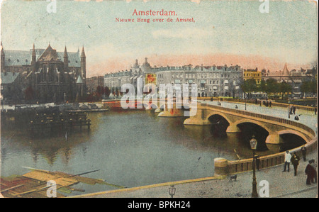 Neue Brücke über den Fluss Amstel in Amsterdam 1908 auf alte Ansichtskarte Stockfoto