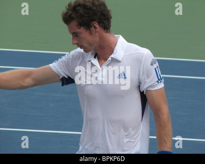 ANDY MURRAY (Großbritannien) gewinnen Spiel gegen Roger Federer (Schweiz), ROGERS CUP-Finale, TORONTO, Kanada, 15. August 2010 Stockfoto