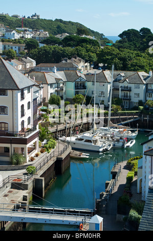 Die privaten Apartments im Pendennis Marina in Falmouth, Cornwall, UK Stockfoto