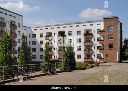 Schoenlanker Strasse Berlin Modernism Housing Estate, Ernst-Fürstenberg-Straße, Prenzlauer Berg, Pankow, Berlin, Deutschland. Stockfoto