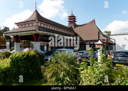 Der chinesische Garage in Langley Park in der Nähe von Beckenham, Kent Stockfoto