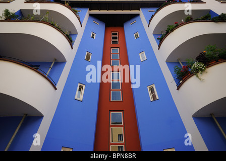 Schoenlanker Strasse moderne Wohnsiedlung, Bruno Taut, Heinz-Bartsch-Straße, Prenzlauer Berg, Pankow, Berlin, Deutschland. Stockfoto