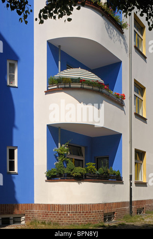 Schoenlanker Strasse moderne Wohnsiedlung, Bruno Taut, Paul-Heyse-Straße, Prenzlauer Berg, Pankow, Berlin, Deutschland. Stockfoto