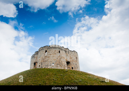 Clifford Tower in York, Nordengland. Stockfoto