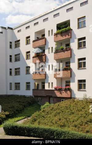 Schoenlanker Strasse Berlin Modernism Housing Estate, Ernst-Fürstenberg-Straße, Prenzlauer Berg, Pankow, Berlin, Deutschland. Stockfoto