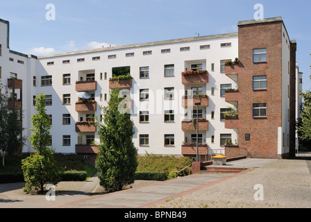 Schoenlanker Strasse Berlin Modernism Housing Estate, Ernst-Fürstenberg-Straße, Prenzlauer Berg, Pankow, Berlin, Deutschland. Stockfoto