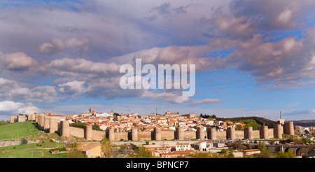 Avila, Provinz Ávila, Spanien. Stadtmauern. Stockfoto