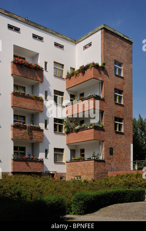 Schoenlanker Strasse Berlin Modernism Housing Estate, Ernst-Fürstenberg-Straße, Prenzlauer Berg, Pankow, Berlin, Deutschland. Stockfoto