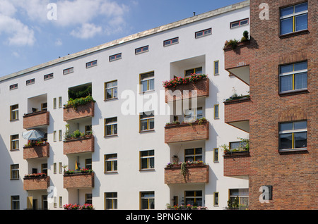 Schoenlanker Strasse Berlin Modernism Housing Estate, Ernst-Fürstenberg-Straße, Prenzlauer Berg, Pankow, Berlin, Deutschland. Stockfoto