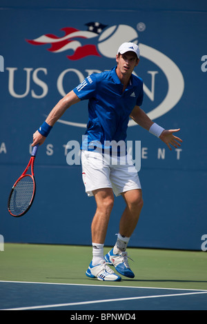 Andy Murray (GBR) im Wettbewerb bei der 2010 US Open Tennis Stockfoto