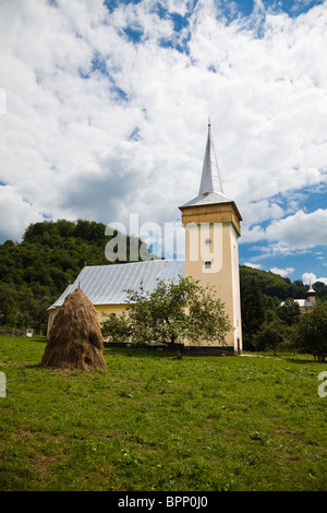 Die Kirche in Corna, Alba Grafschaft, Rumänien. Stockfoto