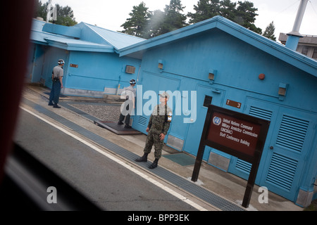 die demilitarisierte Zone (DMZ) zwischen Süd- und Nordkorea, 2010. Die DMZ befindet sich auf der 38. parallel. Stockfoto