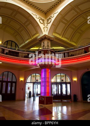 Im Foyer des Kursaal in Southend on Sea in Essex. Stockfoto