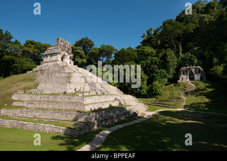 Tempel des Kreuzes und des Tempel des Blattkreuzes Cross, Maya-Ruinen von Palenque, Mexiko Stockfoto