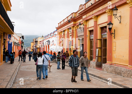 Straßenszene, San Cristobal de Las Casas, Chiapas, Mexiko Stockfoto