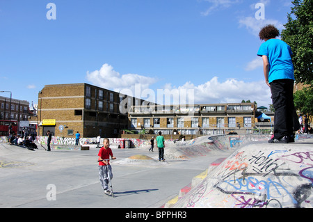 Stockwell Skateboard-Park, Stockwell Road, Stockwell, London Borough of Lambeth, Greater London, England, Vereinigtes Königreich Stockfoto