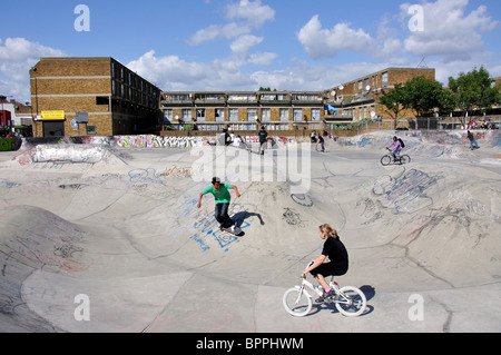 Stockwell Skateboard-Park, Stockwell Road, Stockwell, London Borough of Lambeth, Greater London, England, Vereinigtes Königreich Stockfoto