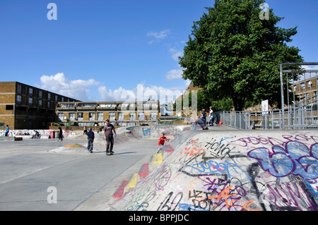 Stockwell Skateboard-Park, Stockwell Road, Stockwell, London Borough of Lambeth, Greater London, England, Vereinigtes Königreich Stockfoto