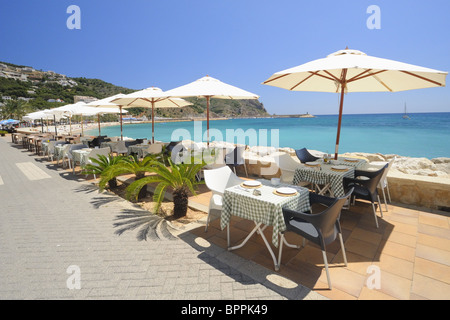 Restaurants auf Marina Espanola, Hafen, Javea, Spanien Stockfoto