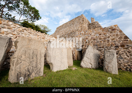 Bilder von geopfert Prisonersin Dazantes, Reliefs, antiken Zapoteken Hauptstadt, Monte Alban, Oaxaca, Mexiko Stockfoto