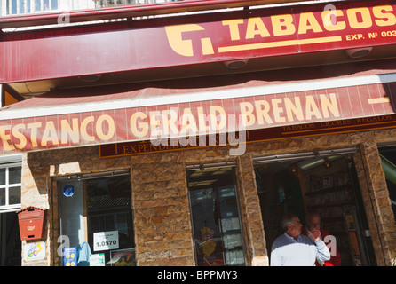 Estanco Gerald Brenan. Gerald Brenan Tabak Shop in Alhaurin el Grande, Provinz Malaga, Spanien. Stockfoto