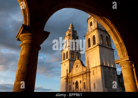 Kathedrale am Plaza Principal, Campeche, Yucatan, Mexiko Stockfoto