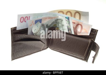 Eine Brieftasche auch gesäumt von Euro-Banknoten Stockfoto