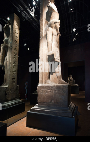 Italien, Turin, die Staue Halle des Museo Egizio Stockfoto