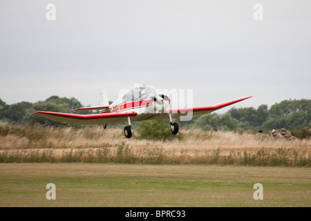 Jodel D112 G-BVEH Massenermittlung aus Breighton Flugplatz Stockfoto