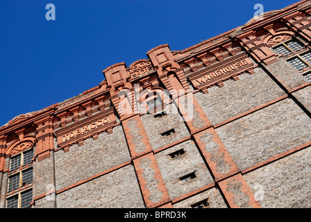 Einzelheiten über die Grade II Denkmalschutz der Tabak Lagerkomplexes am Stanley Dock durch Liverpool Docks Stockfoto