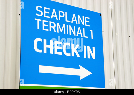 Wasserflugzeug-Terminal einchecken Zeichen, Vancouver, Britisch-Kolumbien, Kanada Stockfoto