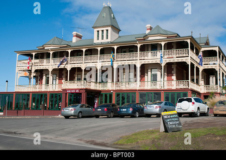 Das Grand Pacific Hotel, mit Blick auf das Meer bei Lorne, an der Great Ocean Road, Victoria, Australien Stockfoto