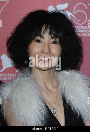 MAGGIE CHEUNG BESSER LEBEN PHOTOCALL. 67. Venedig FILM FESTIVAL Venedig Italien 3. September 2010 Stockfoto