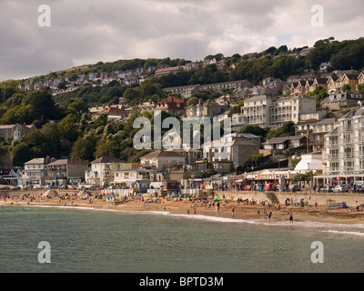 Ventnor direkt am Meer und Strand Isle Of Wight England UK Stockfoto