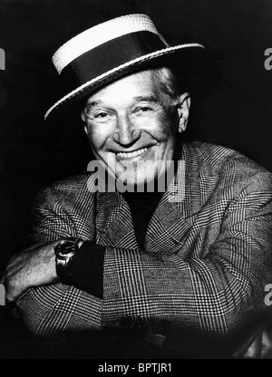 MAURICE CHEVALIER SCHAUSPIELER (1964) Stockfoto