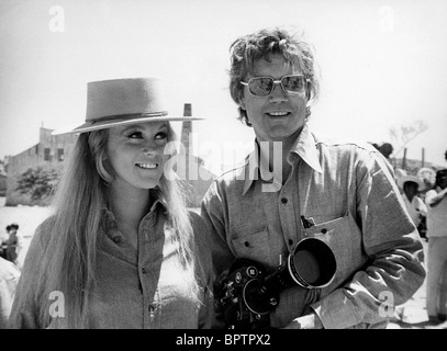 ANN-MARGRET & ROGER SMITH HEIRATETE SCHAUSPIELER & SCHAUSPIELERIN (1972) Stockfoto