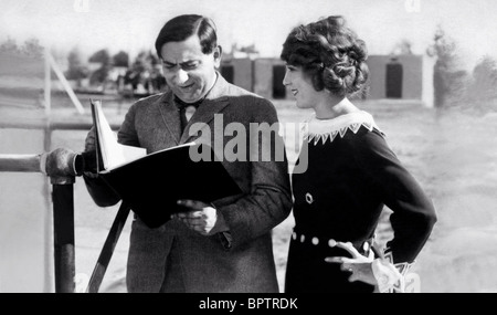 ERNST LUBITSCH & MARY PICKFORD DIREKTOR & SCHAUSPIELERIN (1935) Stockfoto