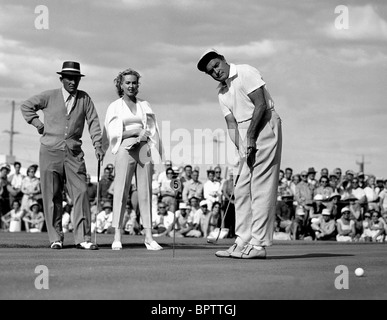GROßEN CROSBY MAMIE VAN DOREN & BOB HOFFE AKTEURE SPIELEN GOLF (1951) Stockfoto
