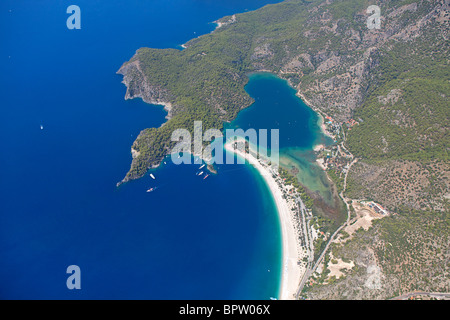 Luftaufnahme von Ölüdeniz Bucht in der Nähe von Fethiye an der türkischen Westküste Stockfoto