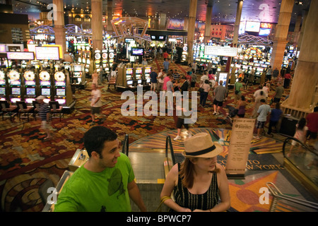 Eine Szene im Bereich des New York New York Hotel, Strip, Las Vegas USA casino Stockfoto