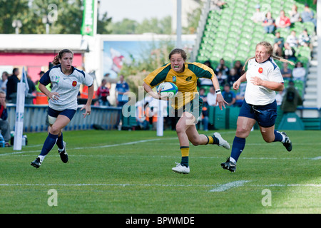 Der Vizemeister Spiel zwischen Frankreich und Deutschland. Australien gewann 22-8. Der iRB organisiert Rugby-Weltmeisterschaft der Frauen Stockfoto