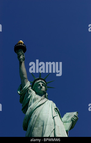 Freiheitsstatue Liberty New York NY historisches Wahrzeichen gegeben nach Amerika durch die Franzosen um ihre Unabhängigkeit zu markieren. 04. Juli. Stockfoto