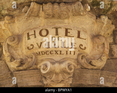 Hotel de Ville Ornament in Gap, Hautes Alpes, Frankreich-Rathaus Stockfoto