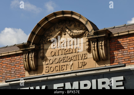 Ehemaliger Co-Operative Society Gebäude, Swadlincote, Derbyshire, England, UK Stockfoto