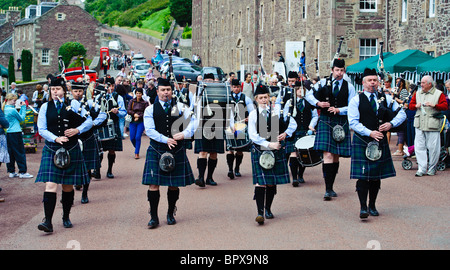 Lanark Pipe Band spielen auf der viktorianischen Fair in new Lanark, Scotland Stockfoto