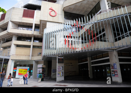 Fassade von St Davids Hall Hayes Cardiff Wales UK Stockfoto