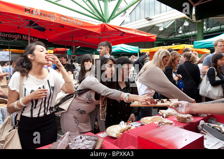 Kuchen Sie Stall - Borough Market - Southwark - London- Stockfoto