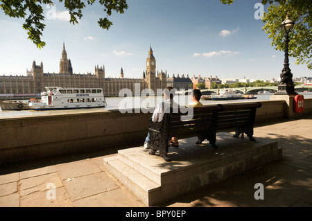 Blick vom Albert Embankment Häuser des Parlaments, London Stockfoto