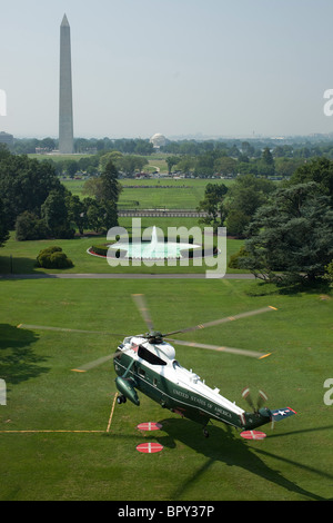 Marine One hebt ab vom Süden Rasen von White House Stockfoto