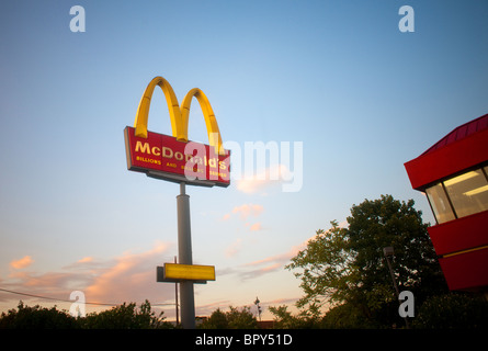 McDonald's-Restaurant im Stadtteil Staten Island New York am Samstag, 4. September 2010. (© Richard B. Levine) Stockfoto